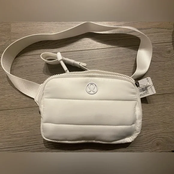 lululemon athletica, Bags, Lululemon Everywhere Belt Bag Wunder Puff 2l  White